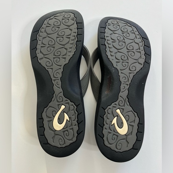 Olukai Ohana W Gray Black Sandals Size 11 - Picture 7 of 8